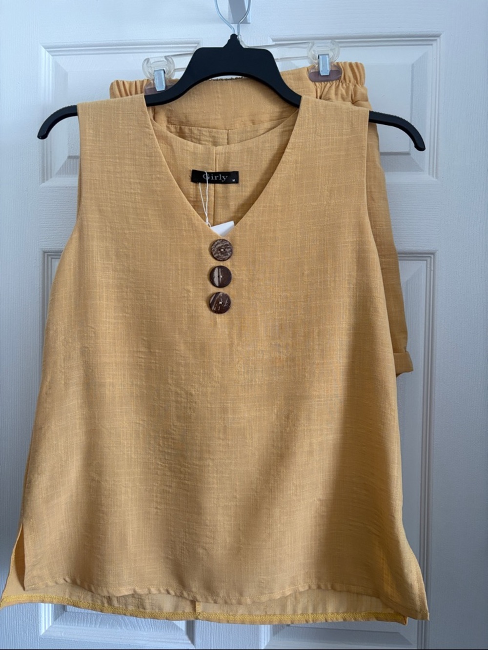 Sleeveless V-Neck Linen Blend Top in Mustard